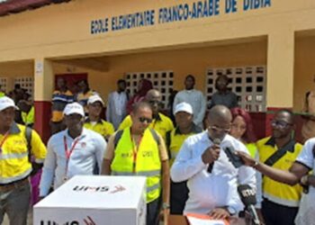 Boké: La Fondation Wazni et le Groupe UMS remettent officiellement l’École Élémentaire Franco-Arabe de Dibiya
