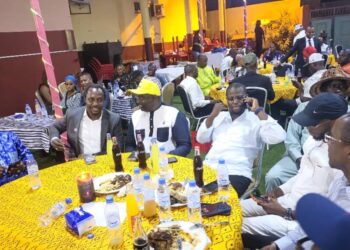 Victoire du Président Mamadi Doumbouya, Aliou Dieng et Cie offrent un cocktail aux membres du directoire de campagne