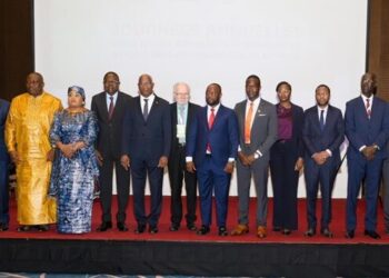 Madame la Ministre de l’Industrie et du Commerce participe aux Journées annuelles du Club des Dirigeants de Banques et Établissements Financiers d’Afrique