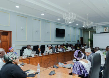 Orientation linguistique : le CNT examine la loi sur la promotion des langues nationales