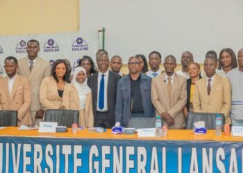 Simulation parlementaire à Sonfonia : les futurs diplômés en sciences politiques s’engagent sur l’emploi des jeunes