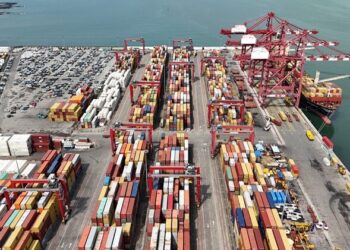 Opération : Conakry Terminal franchit le cap des 400 000 TEUs traités en un an