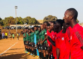 Sport: À Conakry, un match de foot pour bâtir une école et un pont à Kondjeya