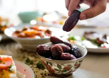 À Sandervalia une rupture du jeûne conviviale qui rapproche les habitants et les autorités