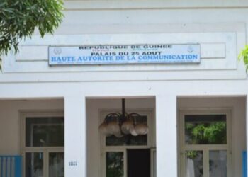 Presse : 2 sites d’informations en ligne suspendus par la HAC (communiqué)