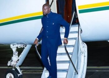 Le Président Mamadi Doumbouya rentre ce vendredi en Guinée (communiqué)