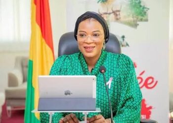 Report de remise des diplômes des étudiants sortants, les raisons évoquées.