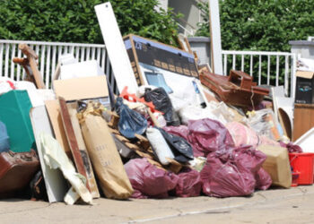 Attention au retour des encombrants physiques sur les mêmes emprises routières à Conakry (Par Balla Moussa Konaté)