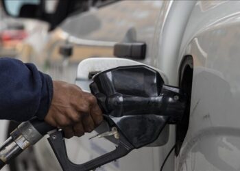 Les prix du pétrole dépassent les 100 $ le baril pour la première fois depuis 2022