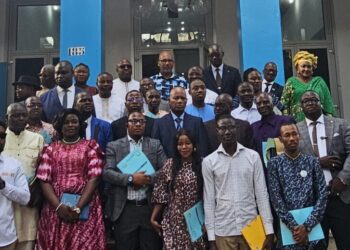 Accès aux médias de service public pendant les élections du double scrutin : La HAC demande l’égalité entre les partis