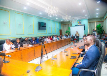 Lancement de l’immersion d’étudiants au CNT : un pont entre formation académique et pratique institutionnelle