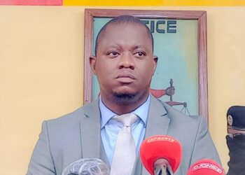 CRIEF : Charles Wright prend les rênes et prévient même les ministres