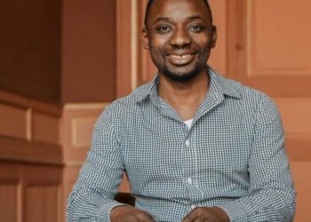 Pour un projet de loi encadrant la pratique du métier de communicant en République de Guinée (Kossa Camara)