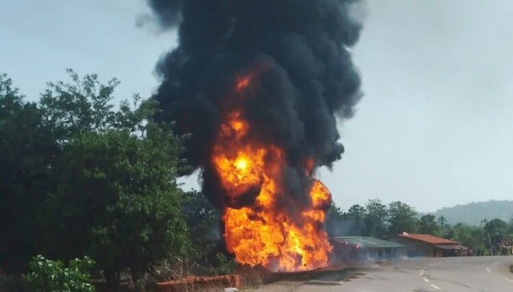 Mamou : Un chauffeur meurt dans l’incendie d’un camion-citerne à Timbo