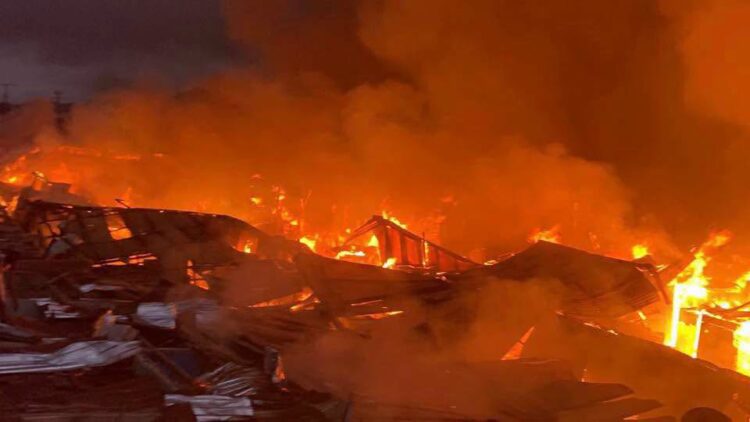Urgent : Un grave incendie enregistré au grand marché de N’zérékoré