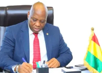 Diplomatie : plusieurs cadres nommés à l’ambassade de Guinée en France