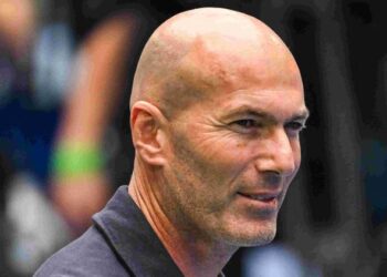 Foot : Zinédine Zidane nommé à la tête des Bleus