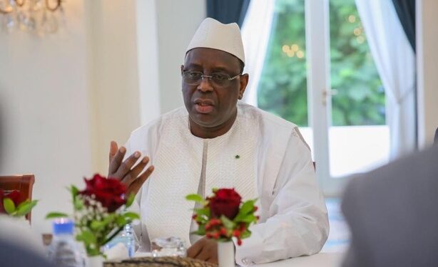 Macky Sall est arrivé à Dakar, en audience avec Diomaye Faye au Palais