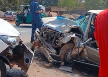 Kindia: Sept morts et plusieurs blessés graves dans une collision entre un minibus et un camion-citerne