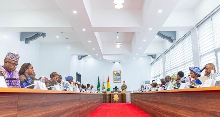 Conakry : Doumbouya scinde le ministère de la Jeunesse et des Sports, premier pas vers un remaniement ?