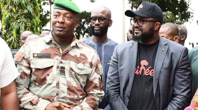 Le Président Doumbouya confirme Général Amara Camara et Djiba Diakité dans leurs fonctions à la Présidence (Décret)