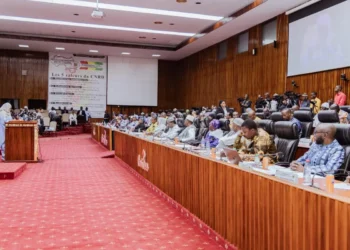 Assemblée nationale : les députés examinent plusieurs textes stratégiques en inter-commission avant la plénière