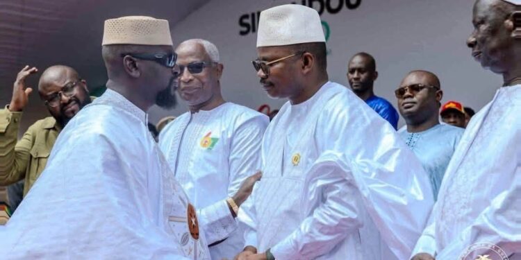 Reconnaissance : H. Dr Dansa KOUROUMA élevé au grade de Commandeur de l’Ordre national du Kolatier