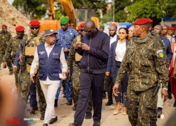 Modernisation de Conakry : le Président de la République Mamadi DOUMBOUYA effectue une visite de terrain