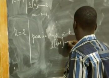 Sénégal : le ministère de l’Éducation annonce le recrutement de 2 527 enseignants