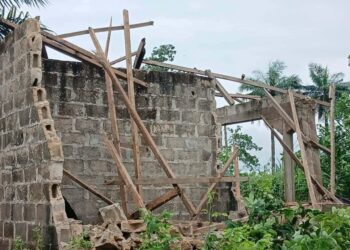 Dubréka : Plusieurs maisons décoiffées par un vent violent à Ouassou