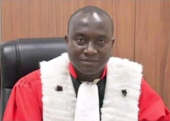 Cour suprême : l’avocat Algassimou Diallo interdit de sortie du territoire (Parquet général)