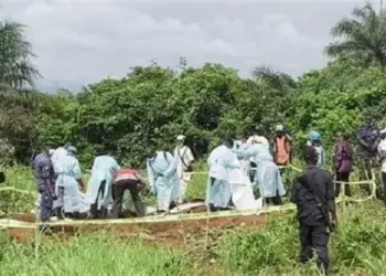 Forécariah : Six corps non identifiés découverts enfouis dans une fosse commune à Allassoyah
