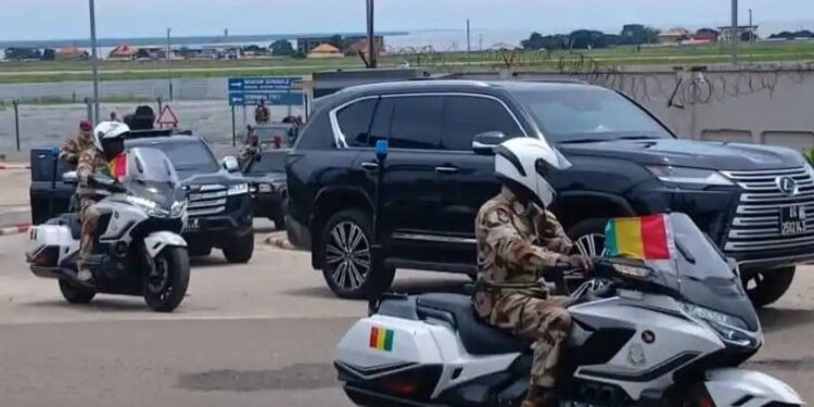 Coopération : Fin de séjour du Président Mamadi Doumbouya à Abidjan, il a regagné Conakry