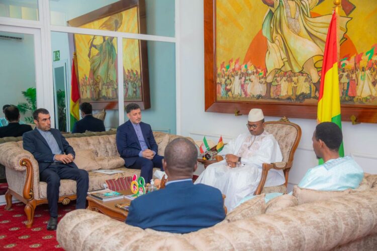 Coopération : l’Ambassadeur d’Iran en Guinée reçu par Dr Dansa Kourouma Président de l’AN