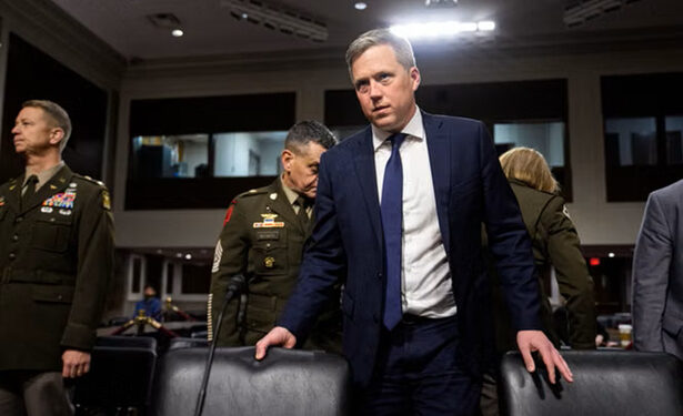 Etats Unis : le secrétaire américain à l’armée de terre a remis sa démission