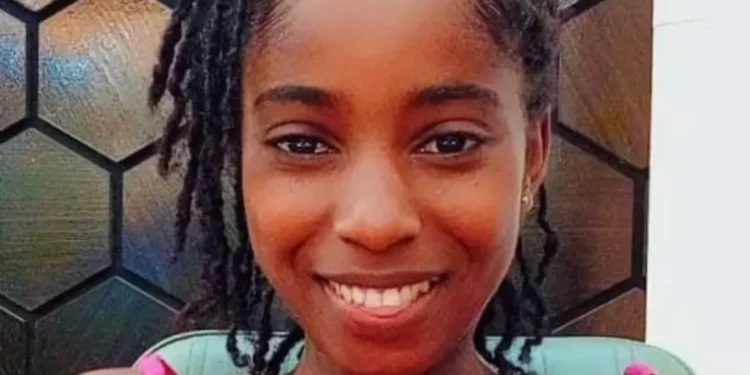 À 28 ans, Kadiatou lutte pour sa vie : une opération du cœur à l’étranger, son seul espoir.