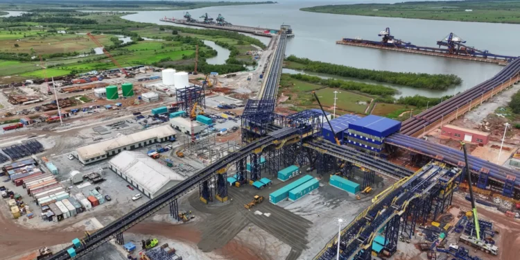 SimFer commence la mise en service progressive d’infrastructures clés au port de Morebaya