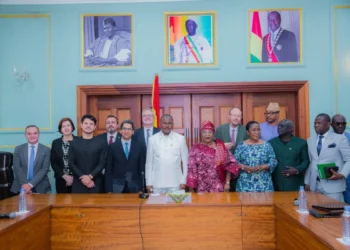 Diplomatie parlementaire : le Président Dansa Kourouma échange avec une délégation d’ambassadeurs de l’Union européenne