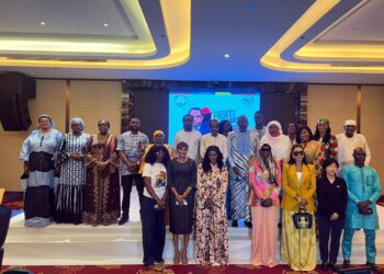Conakry : présentation d’un film documentaire célébrant le courage et l’impact des femmes guinéennes
