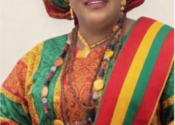 An 68 de l’indépendance de la Guinée : Madame Touré Aïssata Aribot rend hommage mérité aux femmes (message)