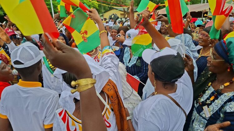 Dinguiraye : une forte mobilisation pour le 68e anniversaire de l’indépendance de la Guinée