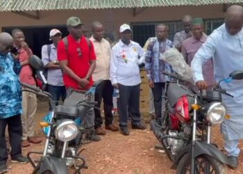 Commune de Kassa : remise d’engins roulants et d’équipements de bureaux aux services déconcentrés