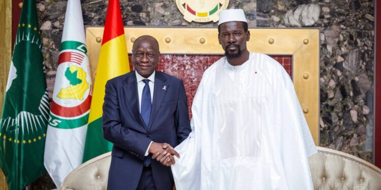 Palais Mohammed V : le Chef de l’Etat reçoit le vice-président de la Banque mondiale pour l’Afrique de l’Ouest et du Centre
