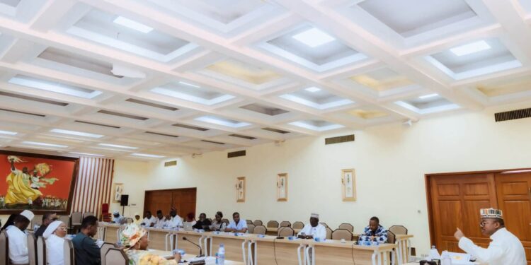 Assemblée nationale : tenue de la 1ère réunion de la Conférence des Présidents de la 10ᵉ législature