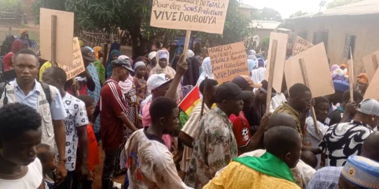 À 25 km de Tokounou, Totala pose la première pierre de sa candidature