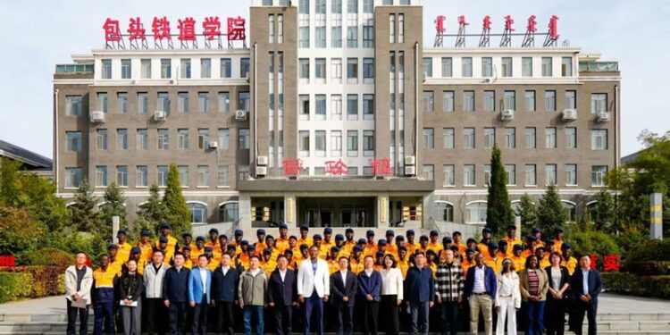 Guinée/Simandou : 60 apprenants de la CTG en formation ferroviaire en Chine