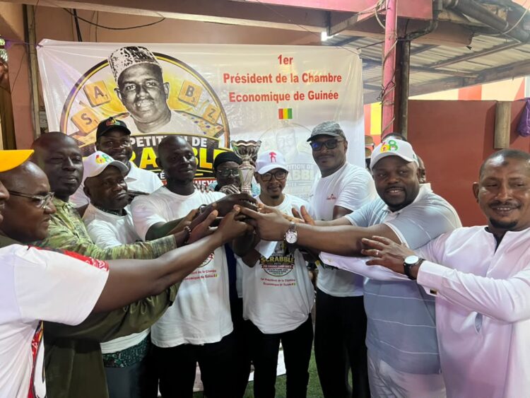 Sport : venu de Kamsar, Amara Bangoura remporte la compétition de scrabble en hommage à feu Amadou Baidy Guéye
