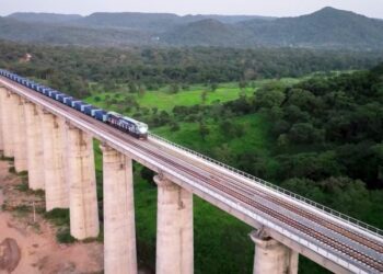 Rapport de suivi de la situation économique 2026 de la Guinée : transformer la richesse des ressources naturelles en croissance du secteur privé et en emplois